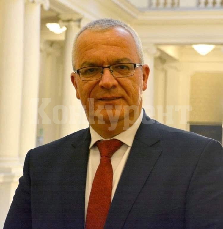 Николай Иванов: Не подкрепяме опитите за промяна на Конституцията ...